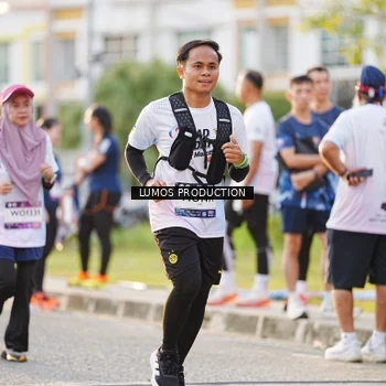 Runner Photo 7929673