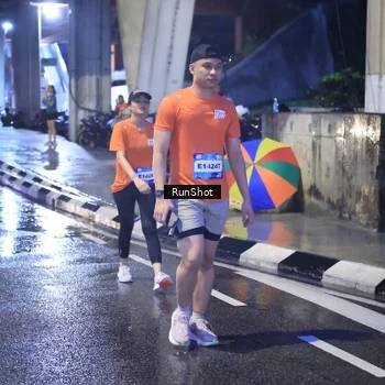 Runner Photo 7929689