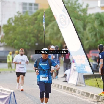 Runner Photo 7929690