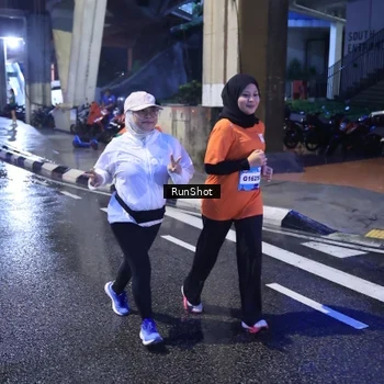 Runner Photo 7929701