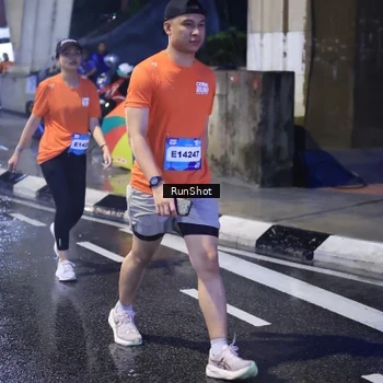 Runner Photo 7929707