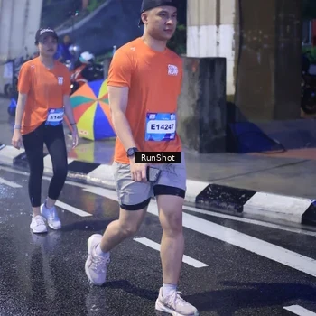 Runner Photo 7929713