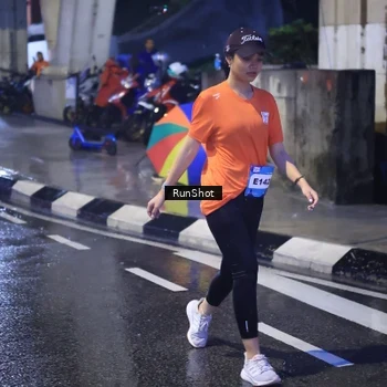 Runner Photo 7929724