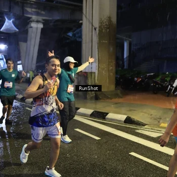 Runner Photo 7929755