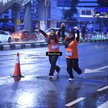 Runner Photo 7929763