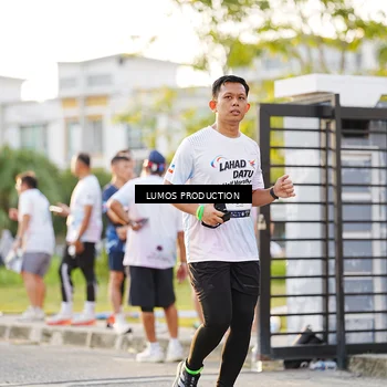 Runner Photo 7929770