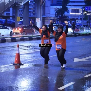 Runner Photo 7929771