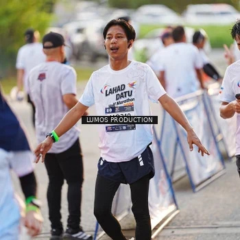 Runner Photo 7929797