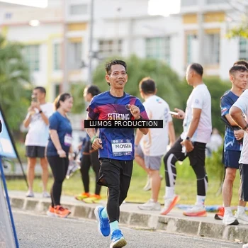 Runner Photo 7929849