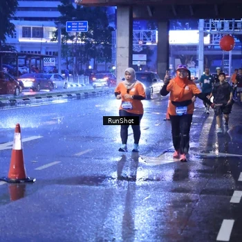 Runner Photo 7929858