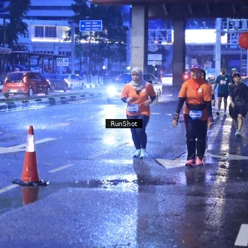 Runner Photo 7929865