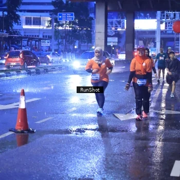 Runner Photo 7929868