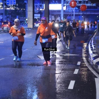 Runner Photo 7929886