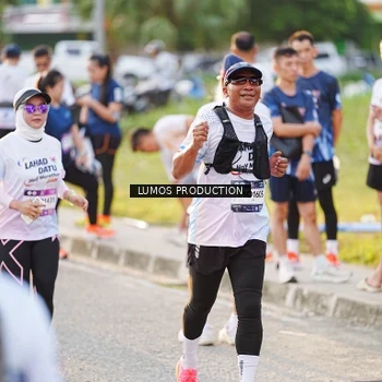 Runner Photo 7929897