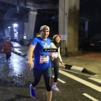 Runner Photo 7929913