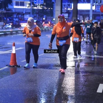 Runner Photo 7929915