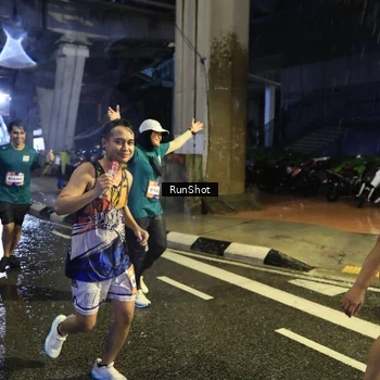 Runner Photo 7929933