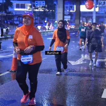 Runner Photo 7929943