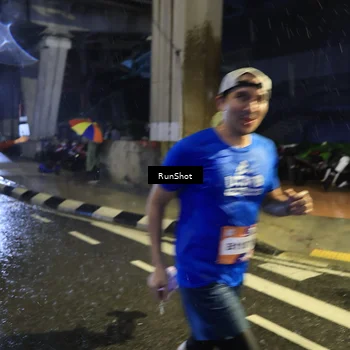 Runner Photo 7929966