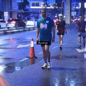 Runner Photo 7929999