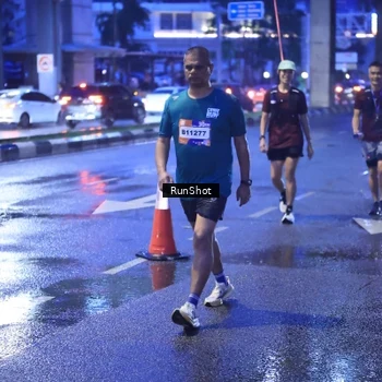 Runner Photo 7930007