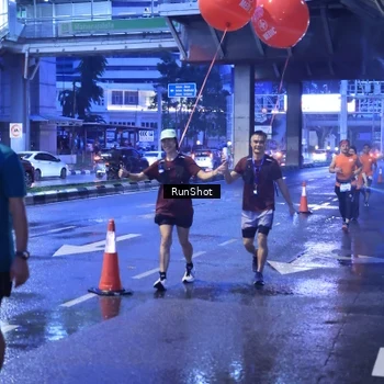 Runner Photo 7930015