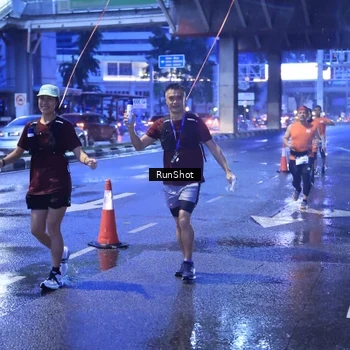 Runner Photo 7930031