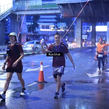 Runner Photo 7930032