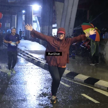 Runner Photo 7930053