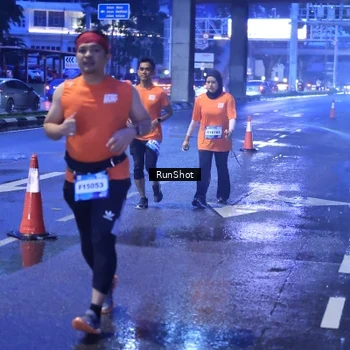 Runner Photo 7930060