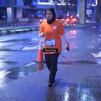 Runner Photo 7930094
