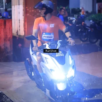Runner Photo 7930149