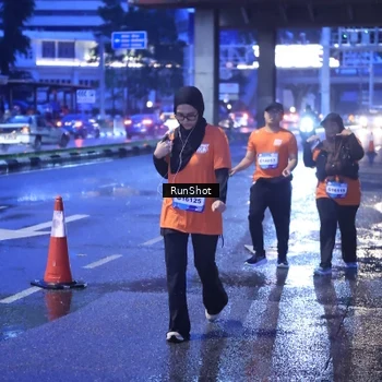 Runner Photo 7930182