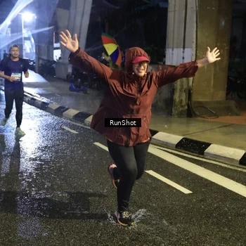 Runner Photo 7930191