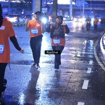 Runner Photo 7930196