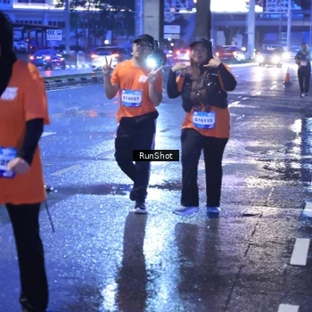 Runner Photo 7930198