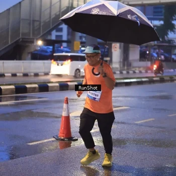 Runner Photo 7930212