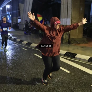 Runner Photo 7930213