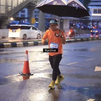 Runner Photo 7930217