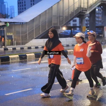 Runner Photo 7930228