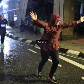 Runner Photo 7930235