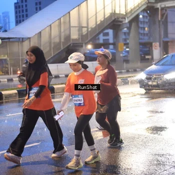 Runner Photo 7930236