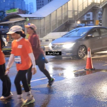 Runner Photo 7930248