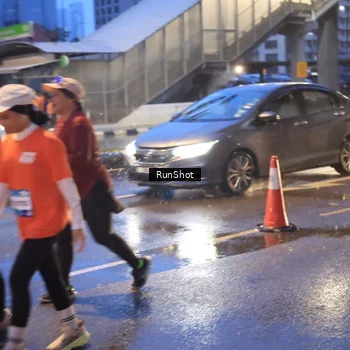 Runner Photo 7930251