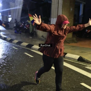 Runner Photo 7930257