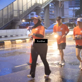 Runner Photo 7930262
