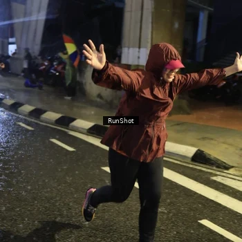 Runner Photo 7930269