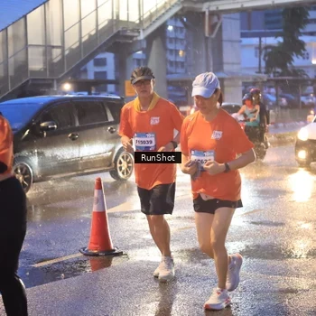 Runner Photo 7930274