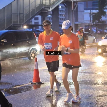 Runner Photo 7930277