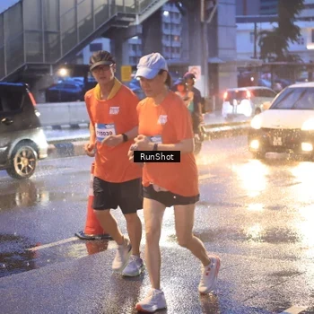 Runner Photo 7930280